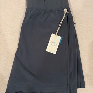 Free Fly Apparel Men's Athletic Shorts in Gray Size Medium